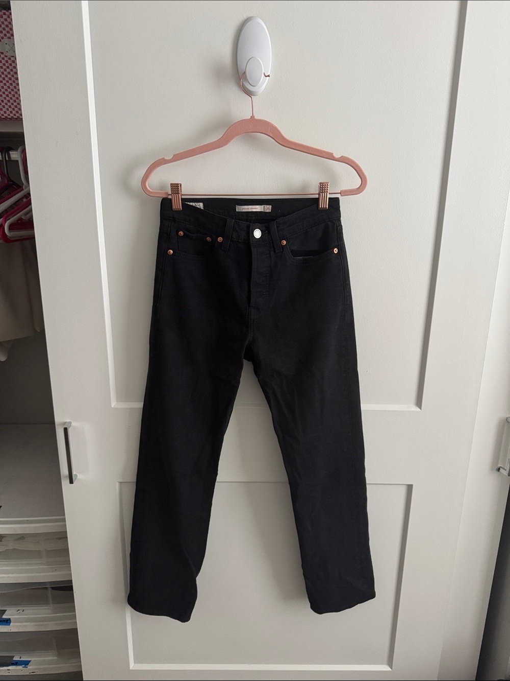 Levi’s Black Wedgie Straight-Leg Jeans